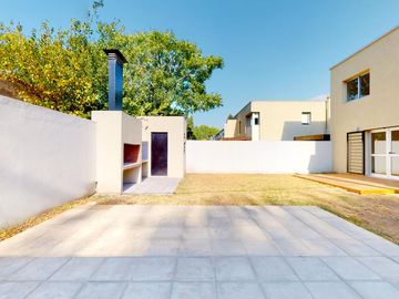 Dúplex en venta en City Bell