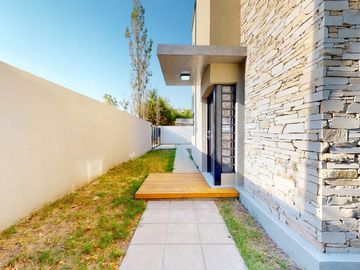 Dúplex en venta en City Bell