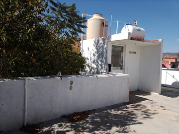 VENDO GRAN CASA EN COLONIA MANUEL SABINO CRESPO