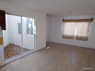 VENDO GRAN CASA EN COLONIA MANUEL SABINO CRESPO