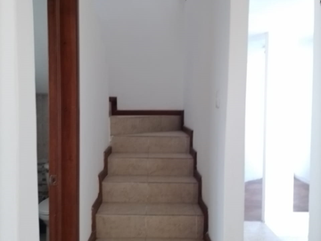 VENDO GRAN CASA EN COLONIA MANUEL SABINO CRESPO
