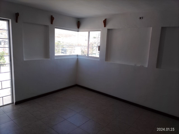 VENDO GRAN CASA EN COLONIA MANUEL SABINO CRESPO