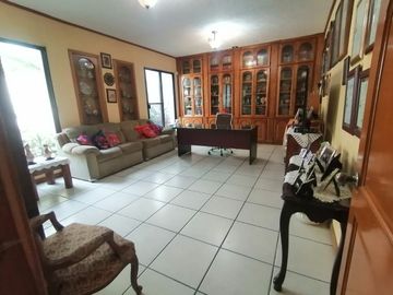 CIUDAD DE OAXACA VENDO GRAN RESIDENCIA EN SAN FELIPE DEL AGUA