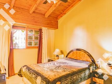 Venta casa 3 dorm - Sta Genoveva - Neuquen