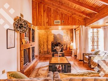 Venta casa 3 dorm - Sta Genoveva - Neuquen