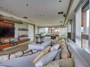 VENTA TRIPLEX con Terrazas propias y Parrilla - 3 DORM - 3COCH - 310Mts2 - Belgrano