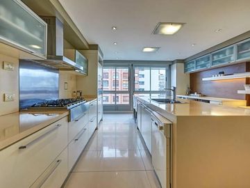VENTA TRIPLEX con Terrazas propias y Parrilla - 3 DORM - 3COCH - 310Mts2 - Belgrano