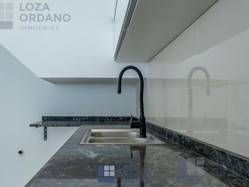 DUPLEX 3 DORMITORIOS MANANTIALES