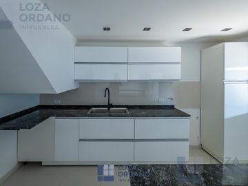 DUPLEX 3 DORMITORIOS MANANTIALES