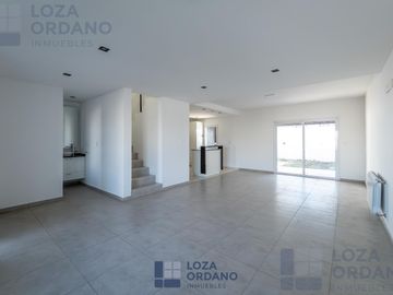 DUPLEX 3 DORMITORIOS MANANTIALES