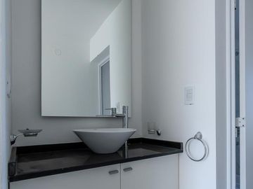 DUPLEX 3 DORMITORIOS MANANTIALES
