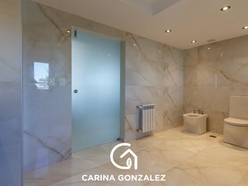 Departamento piso completo, centrico, ciudad de Neuquén
