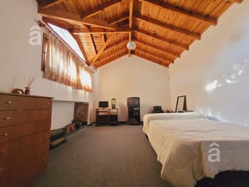 Casa en Villa Ballester - Venta - Cuatro ambientes - lote 15 mts x 50 mts.