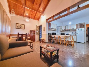 Casa en Villa Ballester - Venta - Cuatro ambientes - lote 15 mts x 50 mts.