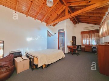 Casa en Villa Ballester - Venta - Cuatro ambientes - lote 15 mts x 50 mts.