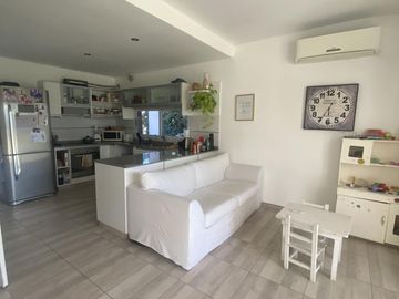 Casa en  venta y alquiler