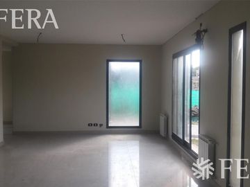 Venta casa 4 ambientes en Barrio Santa Juana Canning - Ezeiza