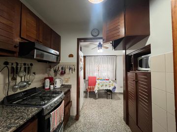 PH de cuatro ambientes a la venta en Sarandi