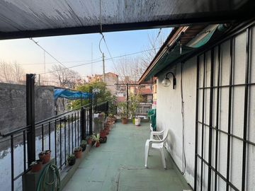 PH de cuatro ambientes a la venta en Sarandi