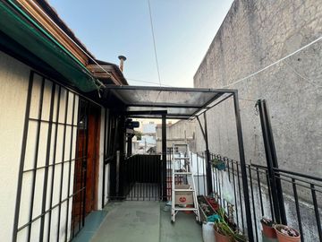 PH de cuatro ambientes a la venta en Sarandi
