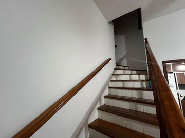 PH de cuatro ambientes a la venta en Sarandi