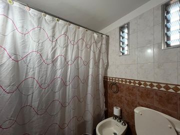 PH de cuatro ambientes a la venta en Sarandi