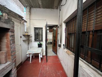 PH de cuatro ambientes a la venta en Sarandi