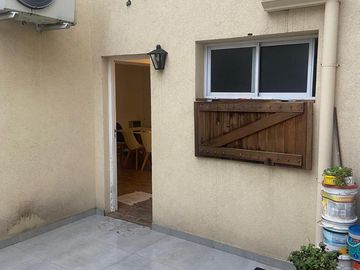 PH en venta - 2 Dormitorios 1 Baño - 120Mts2 - Banfield, Lomas de Zamora