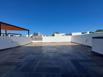 VENTA DE CASA EN BELMONTE TRES RECAMARAS Y FAMILY ROOM, CUAUTLANCINGO, PUEBLA.