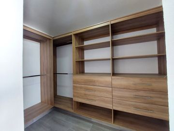 VENTA DE CASA EN BELMONTE TRES RECAMARAS Y FAMILY ROOM, CUAUTLANCINGO, PUEBLA.