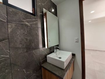 VENTA DE CASA EN BELMONTE TRES RECAMARAS Y FAMILY ROOM, CUAUTLANCINGO, PUEBLA.