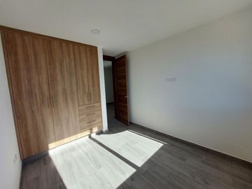 VENTA DE CASA EN BELMONTE TRES RECAMARAS Y FAMILY ROOM, CUAUTLANCINGO, PUEBLA.