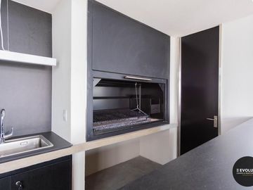 Loft remodelado y equipado. Cochera y  amenities en Quartier Puerto Retiro.
