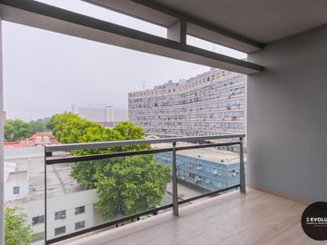 Loft remodelado y equipado. Cochera y  amenities en Quartier Puerto Retiro.