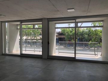 Loft remodelado y equipado. Cochera y  amenities en Quartier Puerto Retiro.