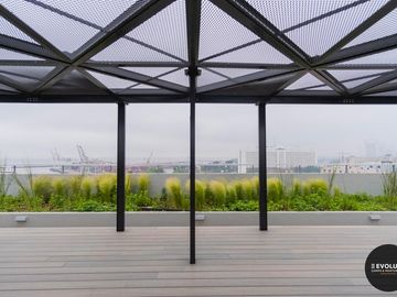 Loft remodelado y equipado. Cochera y  amenities en Quartier Puerto Retiro.