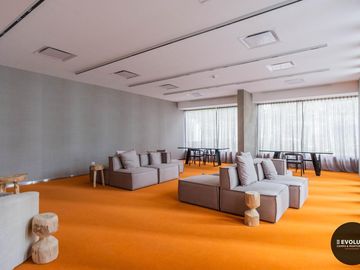 Loft remodelado y equipado. Cochera y  amenities en Quartier Puerto Retiro.