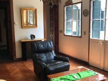 CASA 5 DORMITORIOS PREMIUM EN ZONA CENTRO