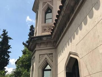 CASA 5 DORMITORIOS PREMIUM EN ZONA CENTRO