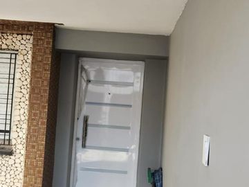 Casa en Remedios De Escalada NUEVAS  CONDICIONES!!