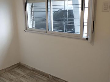 Casa en Remedios De Escalada NUEVAS  CONDICIONES!!