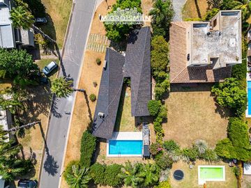 Casa en San Marino (Funes Hills)