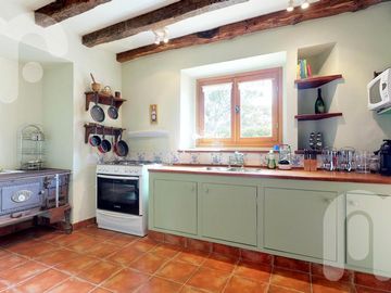 VENTA DE CASA DE 4 DORMITORIOS EN CAMPOS DE ROCA