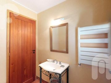 VENTA DE CASA DE 4 DORMITORIOS EN CAMPOS DE ROCA