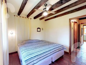 VENTA DE CASA DE 4 DORMITORIOS EN CAMPOS DE ROCA