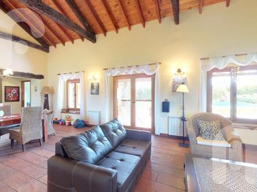 VENTA DE CASA DE 4 DORMITORIOS EN CAMPOS DE ROCA