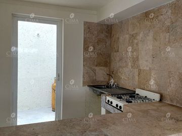 Venta Casa en Fraccionamiento Lomas de Tetela - V342