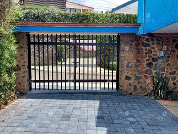 Venta Casa en Fraccionamiento Lomas de Tetela - V342