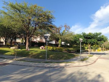 Terreno en Venta en Lomas Punta del Este León Guanajuato