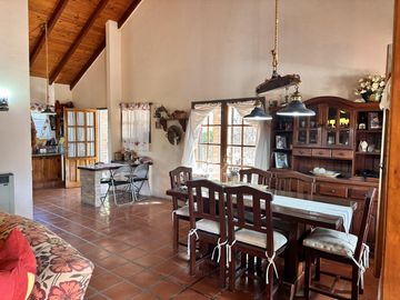 Casa en venta en la Serranita 3 dorm, vista a las sierras!